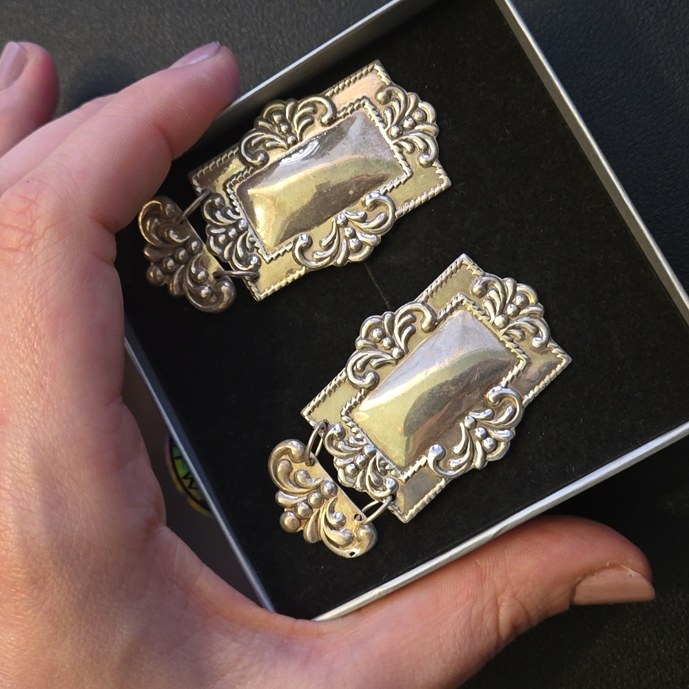 Beautiful Vintage Solid Silver Post Earrings, Exc… - image 3